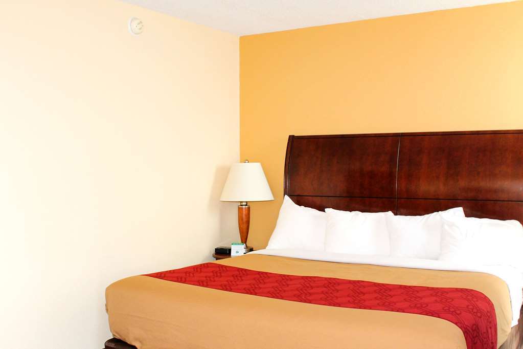 Econo Lodge Inn & Suites ברוקינגס חדר תמונה